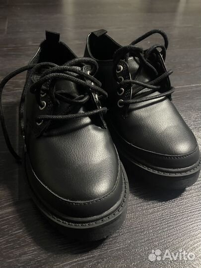 Ботинки туфли zara