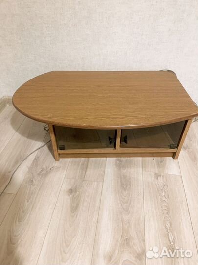 Журнальный столик