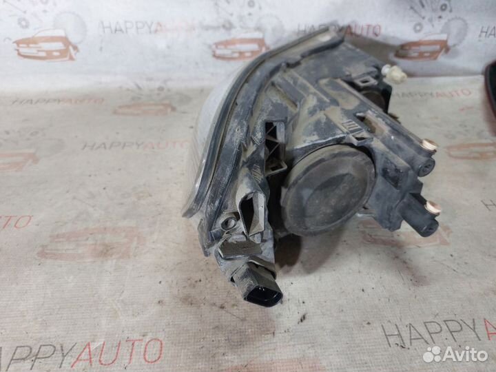 Фара левая Skoda Octavia A5 рест