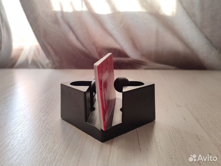 Подставка держатель на стол для визиток