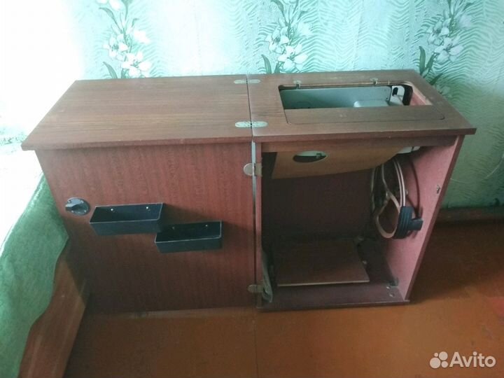 Швейная машинка 