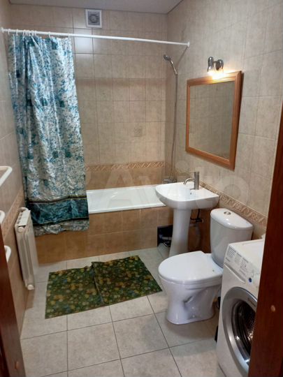 Комната 15 м² в 5-к., 2/2 эт.