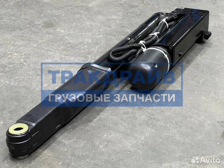 Цилиндр подъема кабины Ивеко Стралис