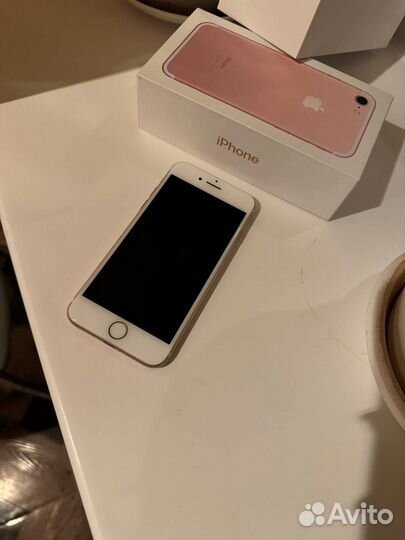 iPhone 7, 128 ГБ