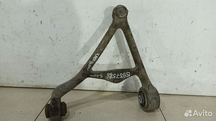 Рычаг задний верхний левый