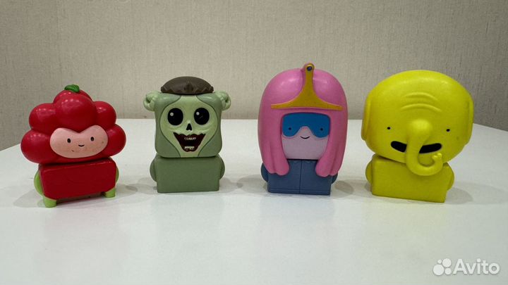 Игрушки из Макдональдса Миньоны и др