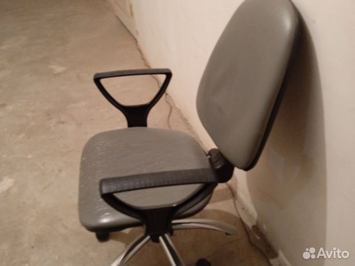 Компьютерное кресло бу