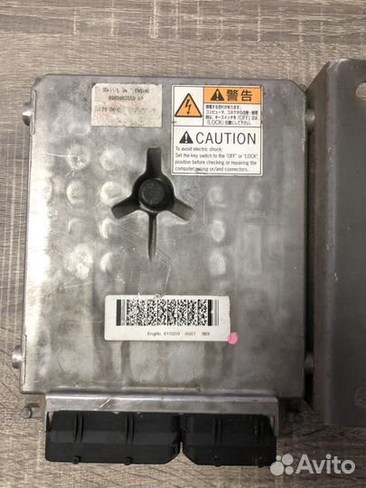 Блок управления бу 8980983550 (isuzu 6WG1)