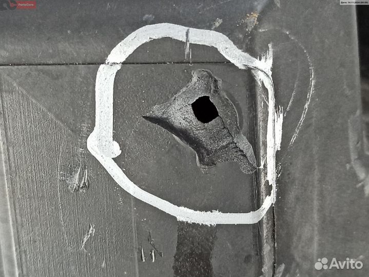 Фара левая Mercedes-Benz E-Class