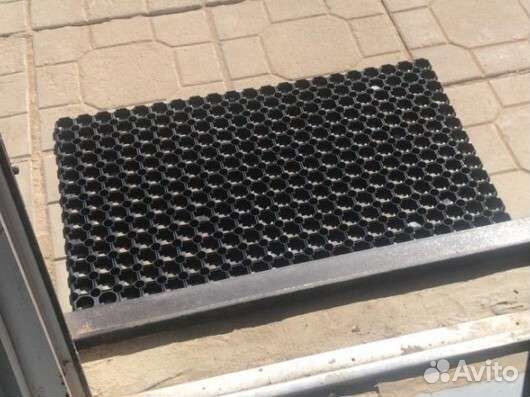 Коврики новые придверн.резиновые соты,60*40,доствк