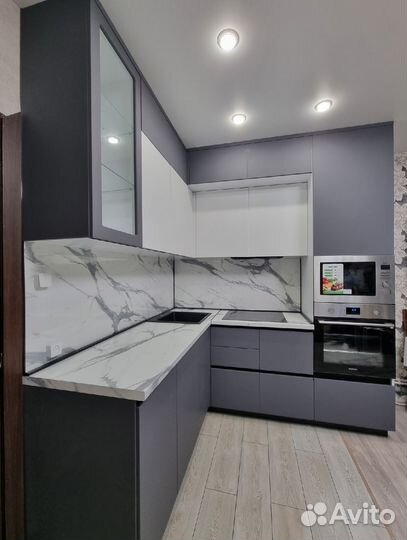 Кухонный гарнитур на заказ. Фабрика мебели