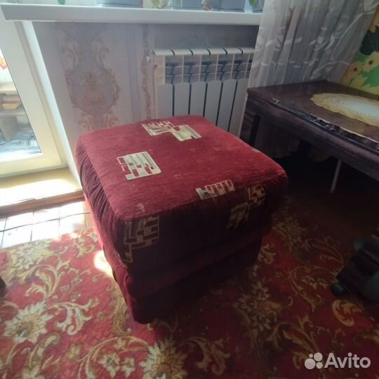 Кресло-кровать и пуфик