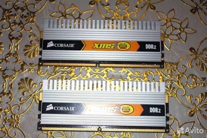 Оверклокерская память Corsair Kingstone DDR2 по1GB