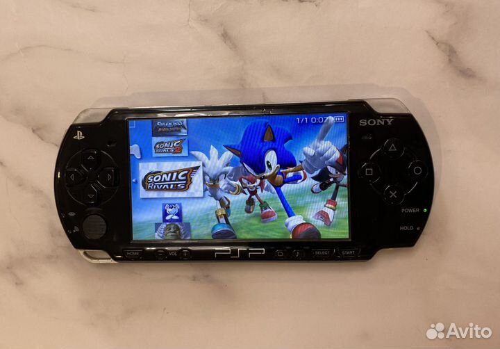 Sony PSP 2008 прошитая 75 игр