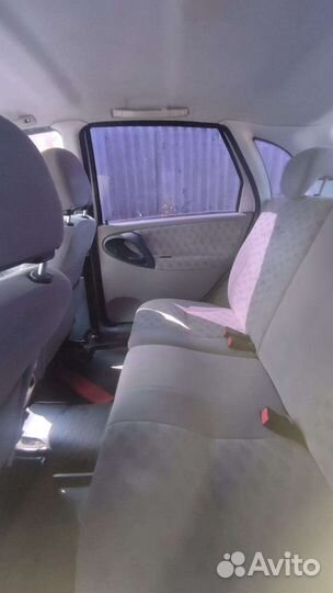 LADA Kalina 1.6 МТ, 2010, 200 000 км