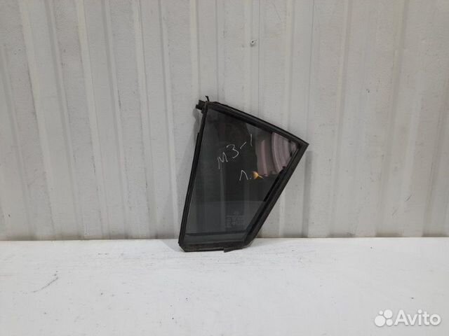 Форточка задняя левая Mazda 3 BL седан