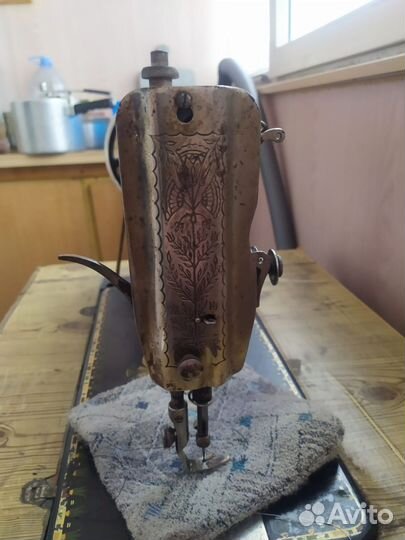 Швейная машина Singer