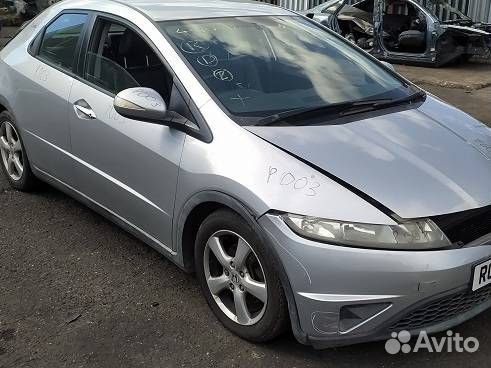 Держатель (крепление) форсунки Honda Civic 8 2008