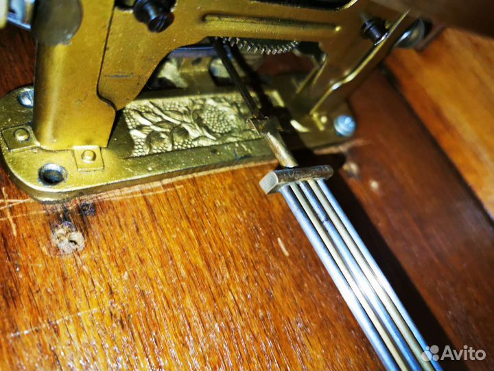 Старинные настенные часы с боем германия