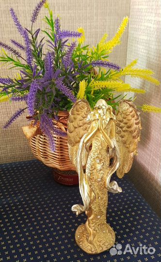 Фигурка статуэтка ангел