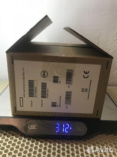 Жесткий диск HP G8-10 3.84-TB + Салазки SFF Gen8-9