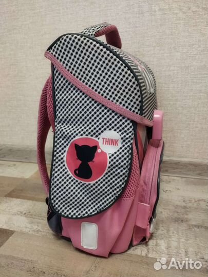 Школьный рюкзак для девочки