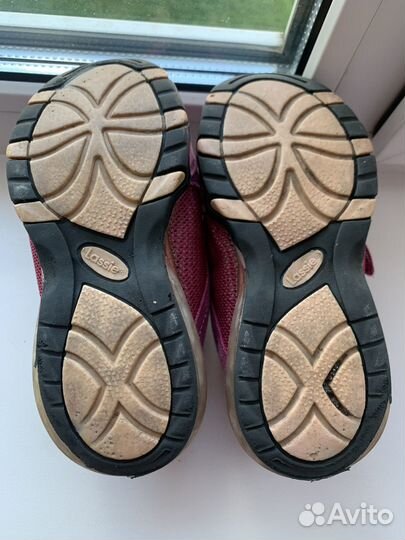 Кроссовки для девочки