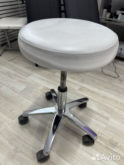 Стул для педикюра