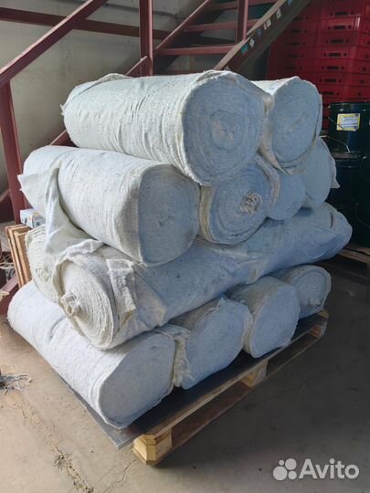 Нетканое полотно в рулонах