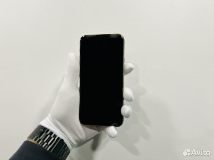 iPhone 11 Pro, 64 ГБ