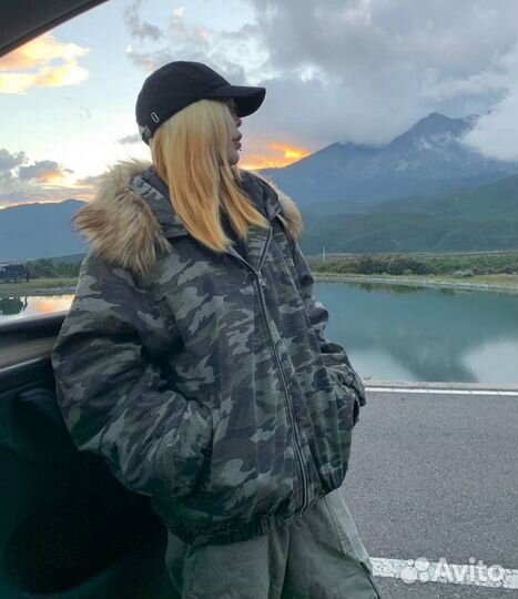 Бомбер Camo faux far cap