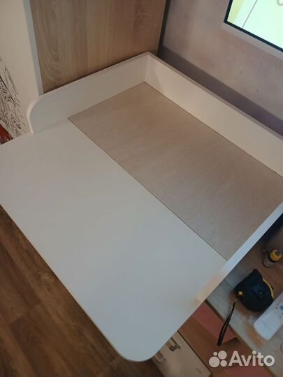 Пеленальный столик с матрасом