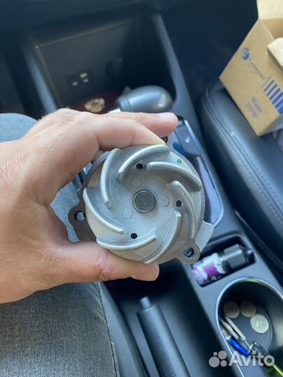 Насос водяной (помпа)