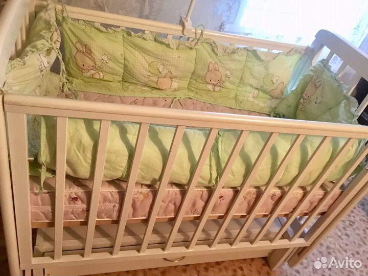 Кроватка маятник