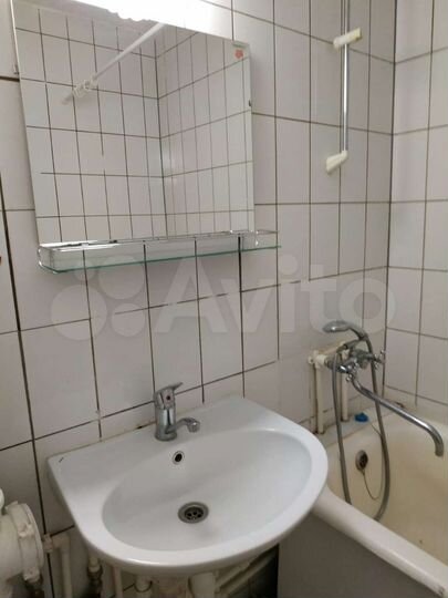 2-к. квартира, 57 м², 3/5 эт.