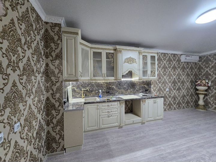 2-к. квартира, 69 м², 8/17 эт.