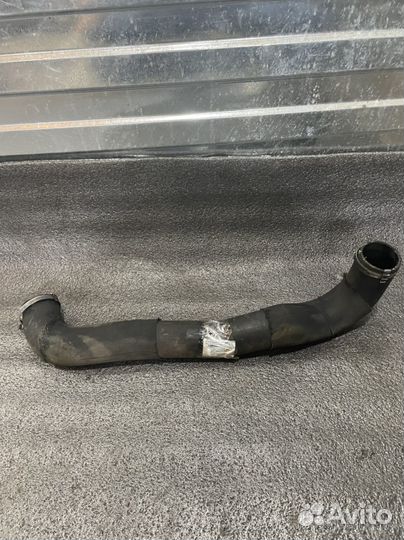 Патрубок интеркулера Land Rover Range Rover