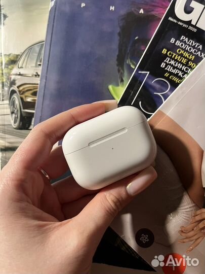 Оригинальный кейс от airpods pro