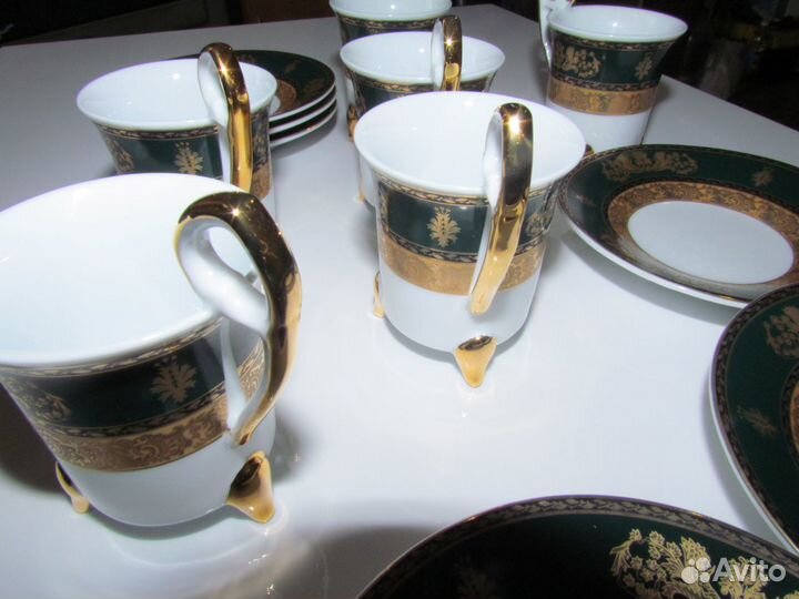 Кофейный сервиз из фарфора компании Delicate