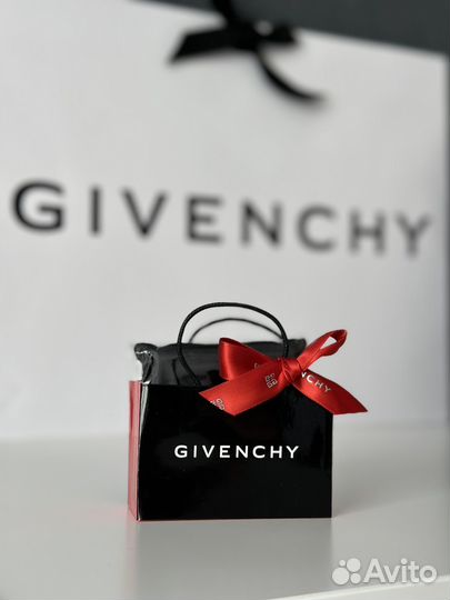 Givenchy зеркало складное, резинка д/волос