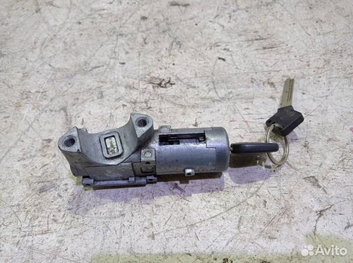 Замок зажигания 83191AE051