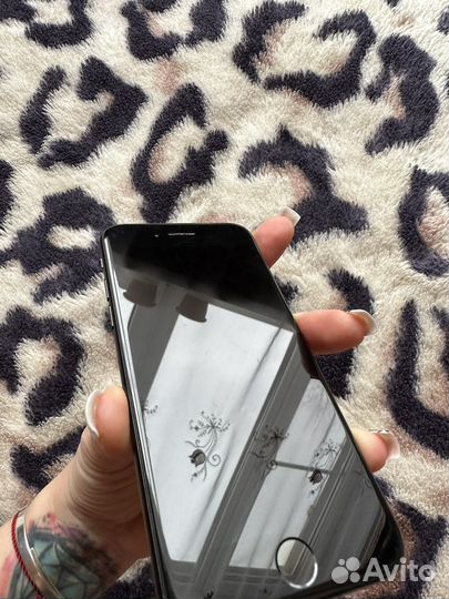 Телефон iPhone 7 32gb