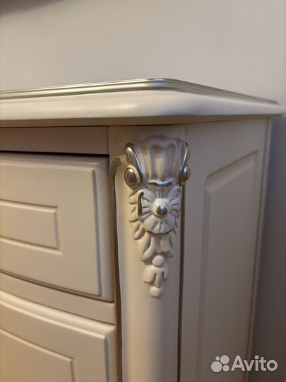 Комод и 2 тумбочки из массива дерева