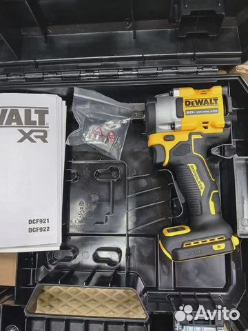 Аккумуляторный Ударный Гайковерт dewalt DCF922NT