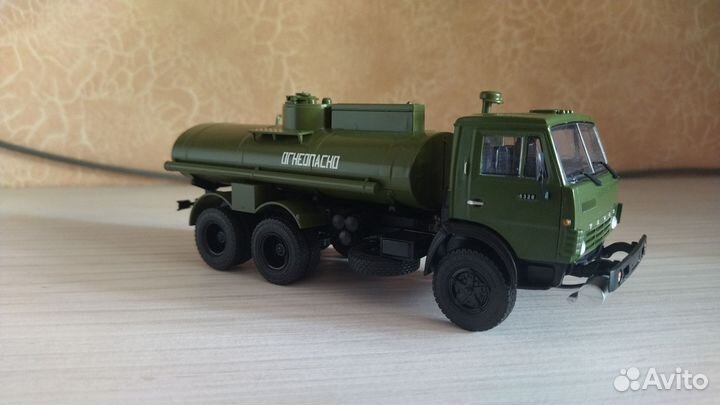 Модели 1:43 камаз 5320