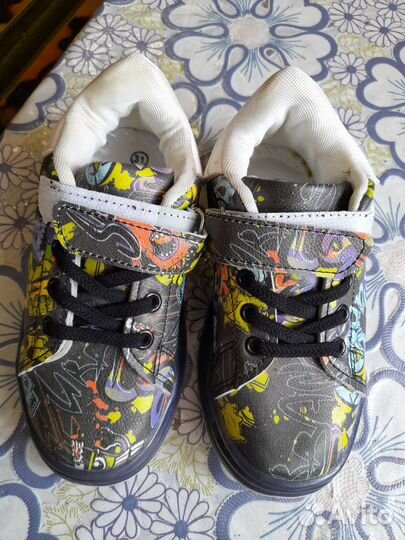 Кроссовки кеды