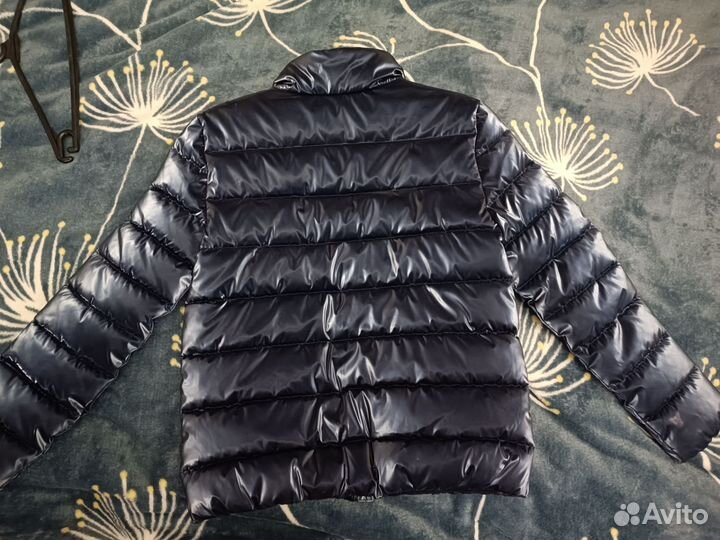 Куртка на девочку 140 см