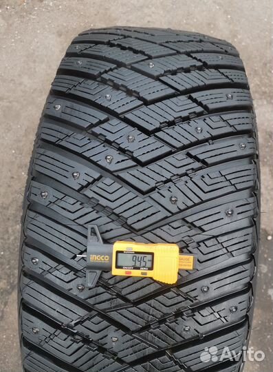 Goodyear UltraGrip Ice Arctic SUV 255/55 R18