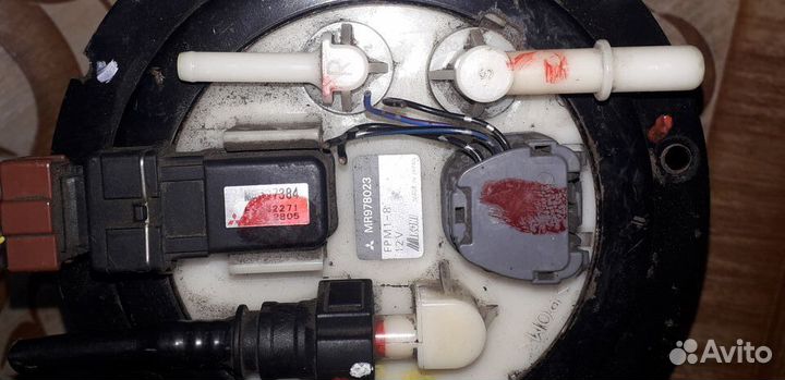 Насос топливный Mitsubishi Outlander MR978023