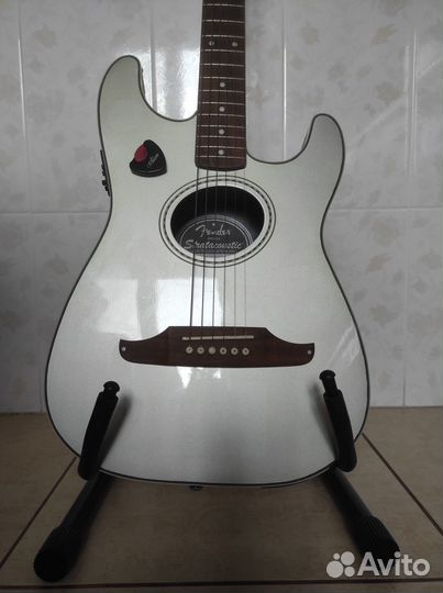 Гитара Fender Stratacoustic Plus Inca Silver V2
